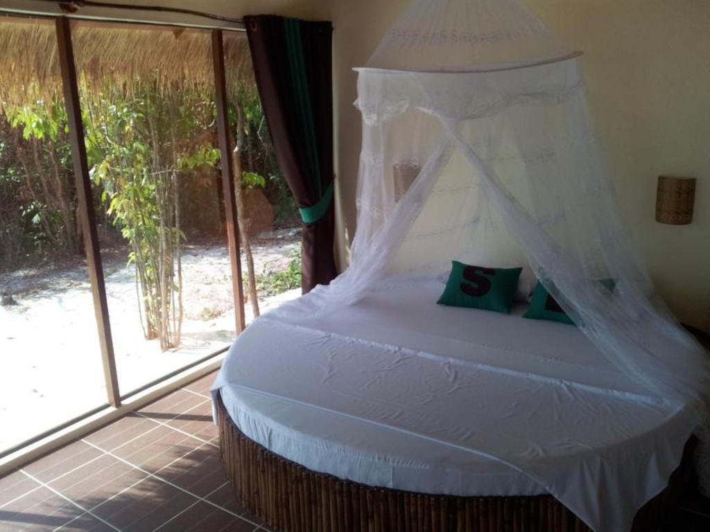 Sweet Dreams Samloem Hotel Koh Rong Sanloem Bagian luar foto